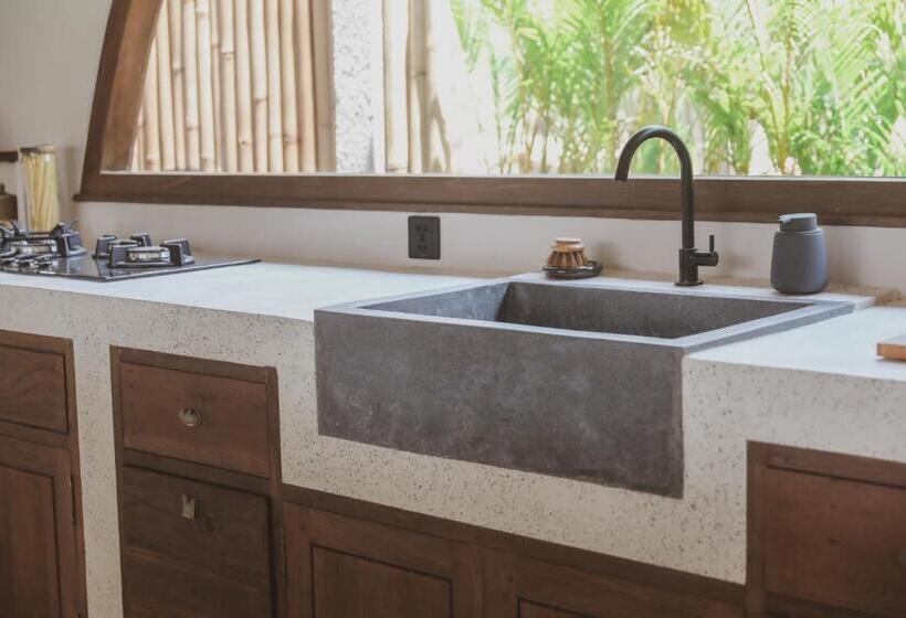 Семейный Номер, Kalyana Villa Gili Air