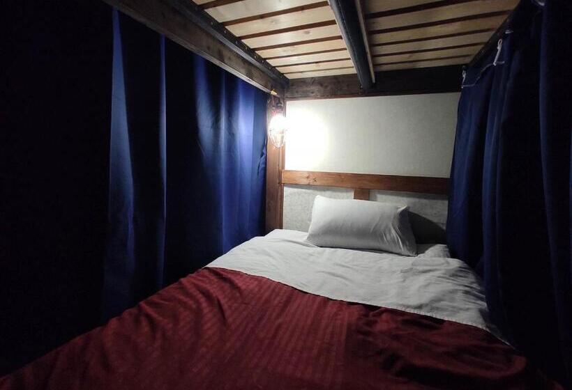 스탠다드 트리픔 룸 공동욕실, Guesthouse Kincha 駅東口