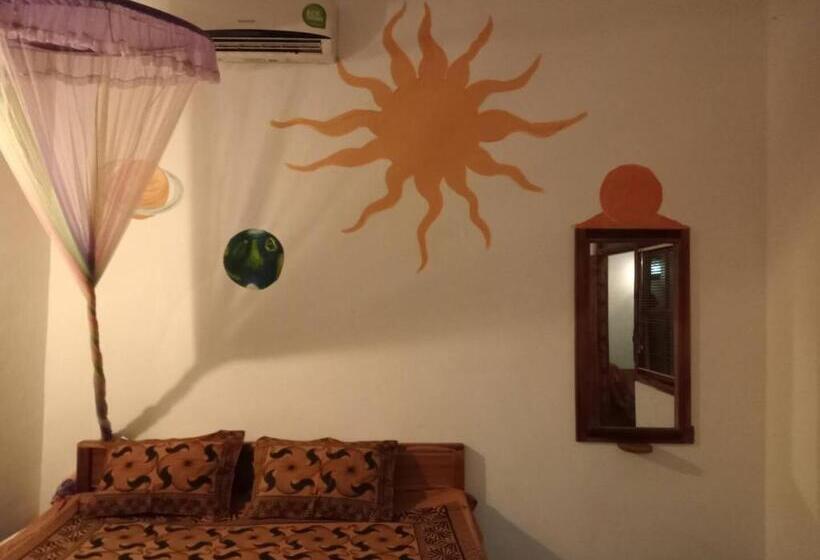 Номер Стандарт, A Place Of True Colors