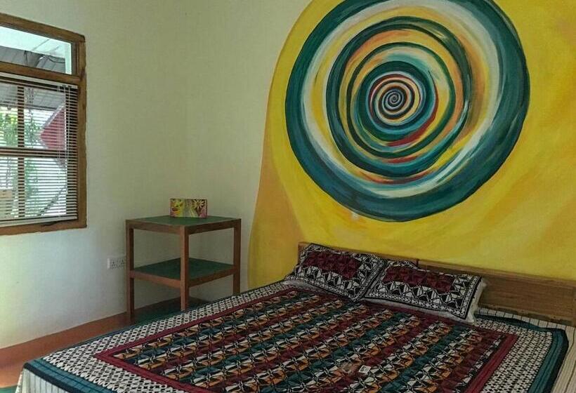 Номер Стандарт, A Place Of True Colors