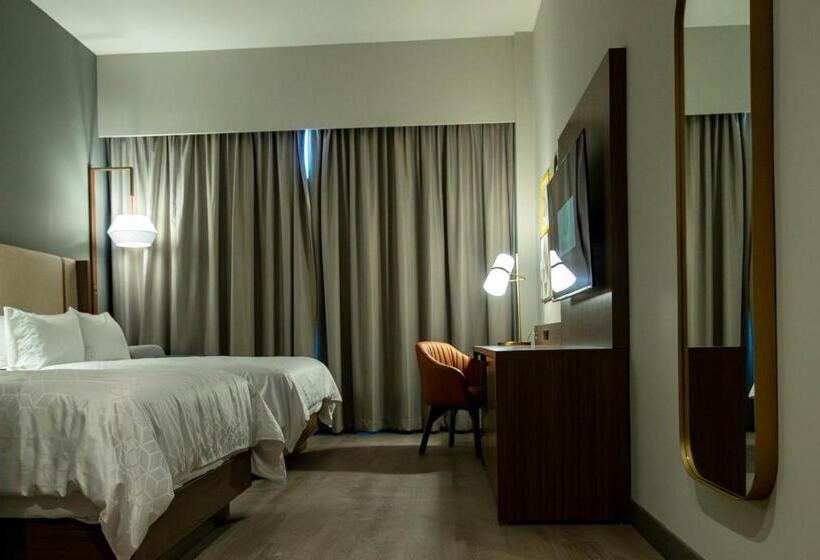 سوییت, Holiday Inn Navojoa, An Ihg