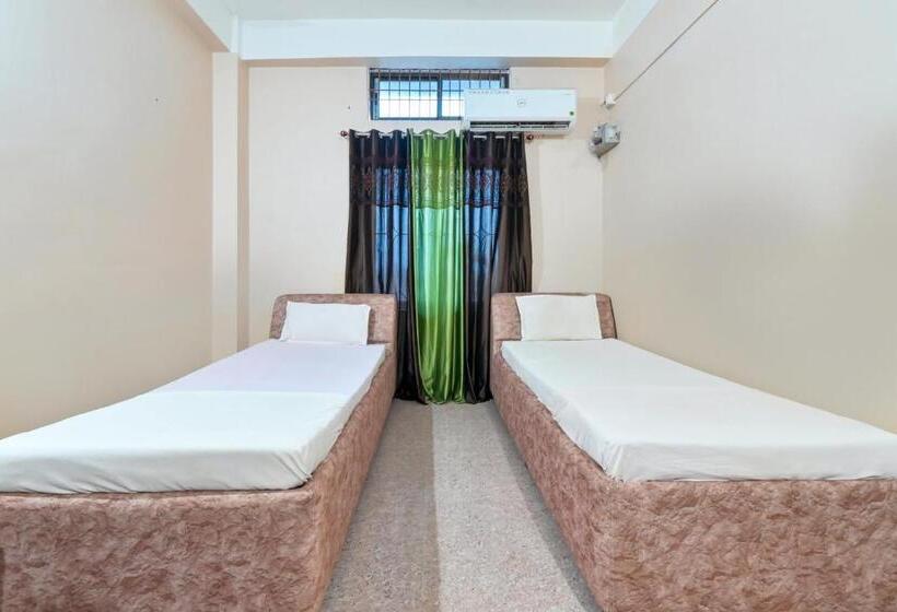 Трехместный Номер Классика, Oyo Florida Restaurant & Guest House