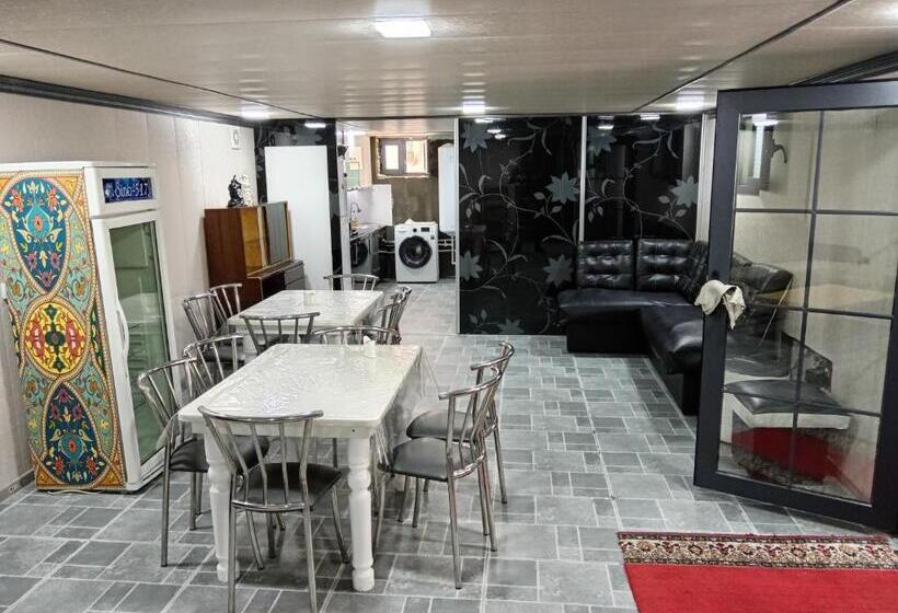 스탠다드 룸, Abubakir Guests House