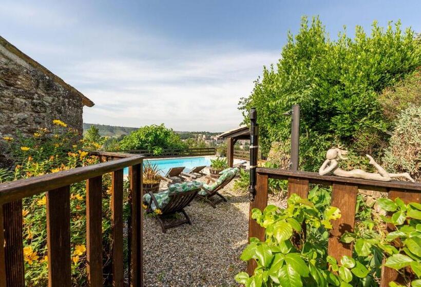 Номер Стандарт, Domaine De Chanteperdrix