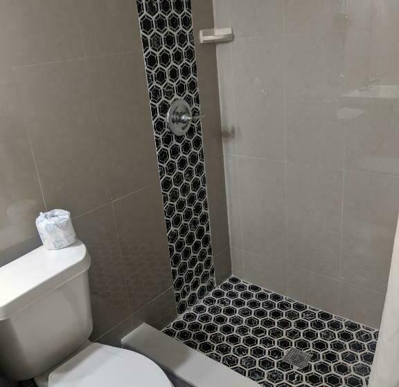 חדר סטנדרט עם מיטת קינג, A1 Budget Motel
