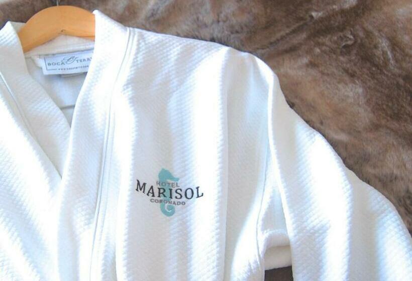 스탠다드 룸, Marisol Coronado