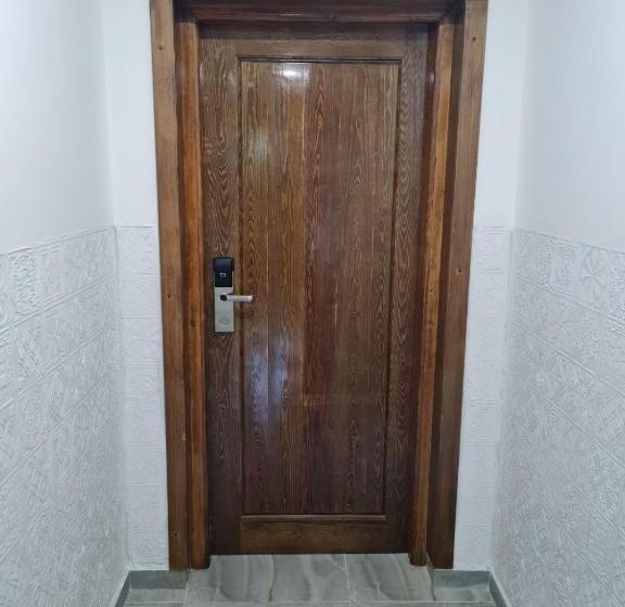 חדר סטנדרט, Blador