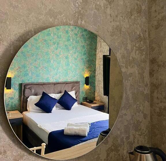 标准间, Güneşli̇ Ai̇rport Sui̇te