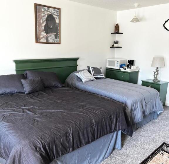 Номер Deluxe, The Kenai Inn