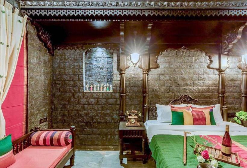 Номер Superior Кровать Кинг, Dio Regaalo Theme Resort, Ratnagiri