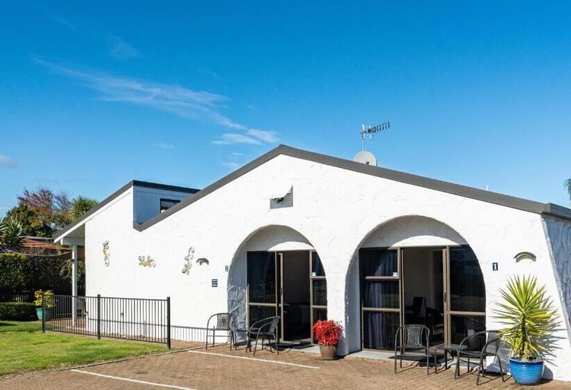 سوییت لوکس, Central Inn Taupo