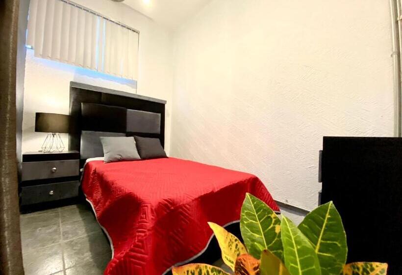 Номер Стандарт Индивидуальный Совместная Ванная, Roomies Hostel Reforma El ángel