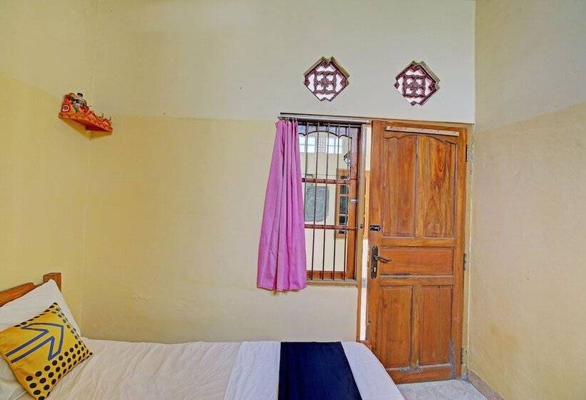 Номер Стандарт, Oyo Life 92954 Shanti Kost