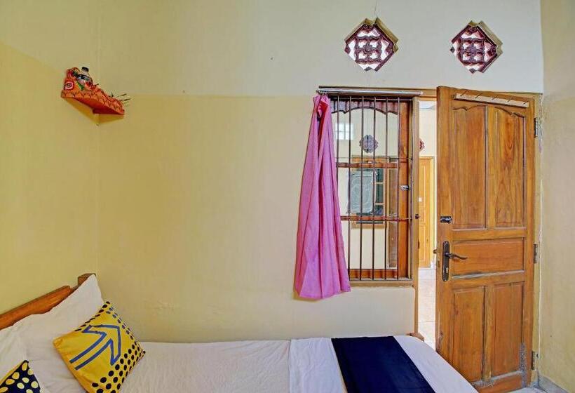 Номер Стандарт, Oyo Life 92954 Shanti Kost