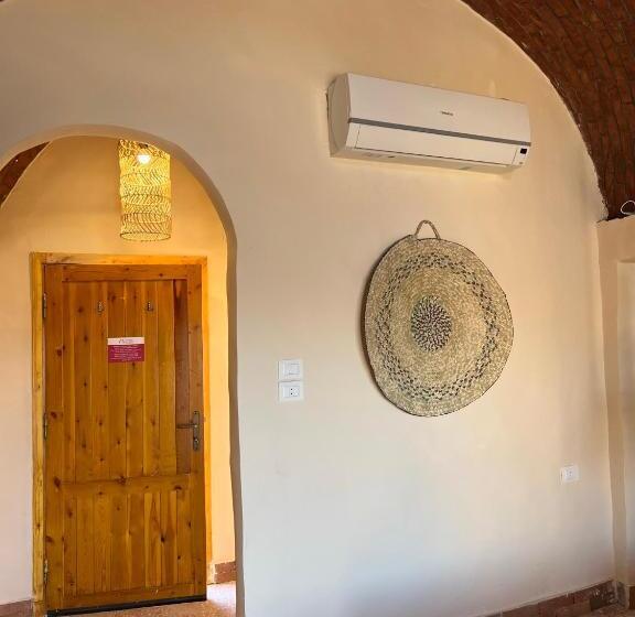اتاق استاندارد با تخت بزرگ, Ayujidda Nubian House
