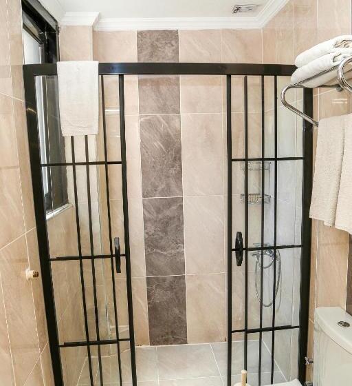 Triple Room Sea View, Asitane City Life