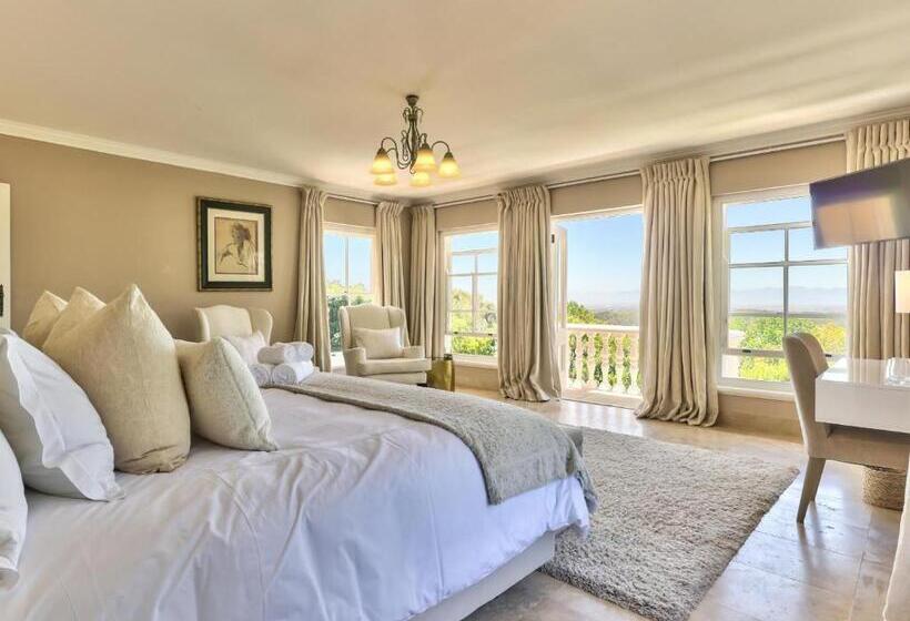 Люкс Superior, Devonport House   Constantia
