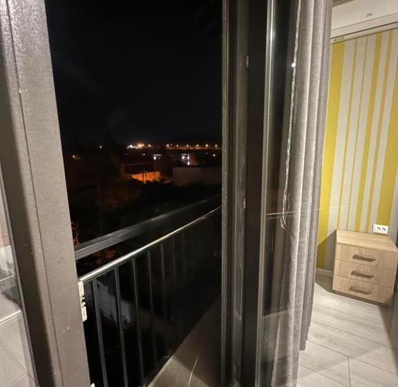 اتاق اکونومی, Guesthouse Chrdili