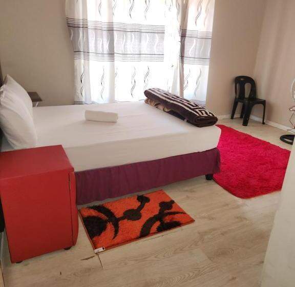 اتاق استاندارد, Hunters Nest Guest House Mafikeng