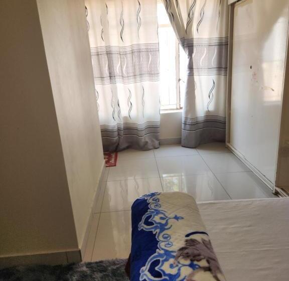اتاق استاندارد, Hunters Nest Guest House Mafikeng