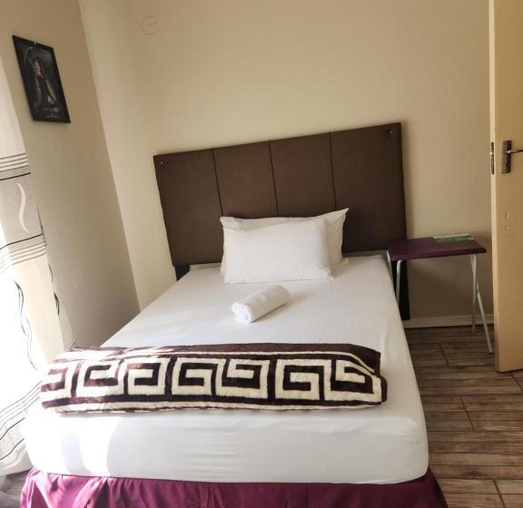 اتاق استاندارد, Hunters Nest Guest House Mafikeng