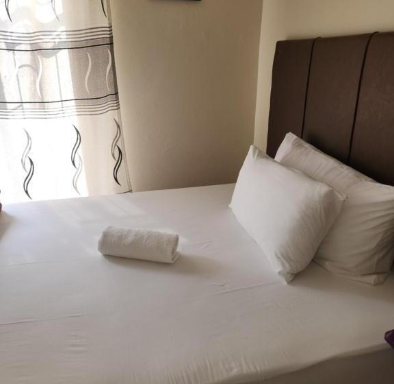 اتاق استاندارد, Hunters Nest Guest House Mafikeng