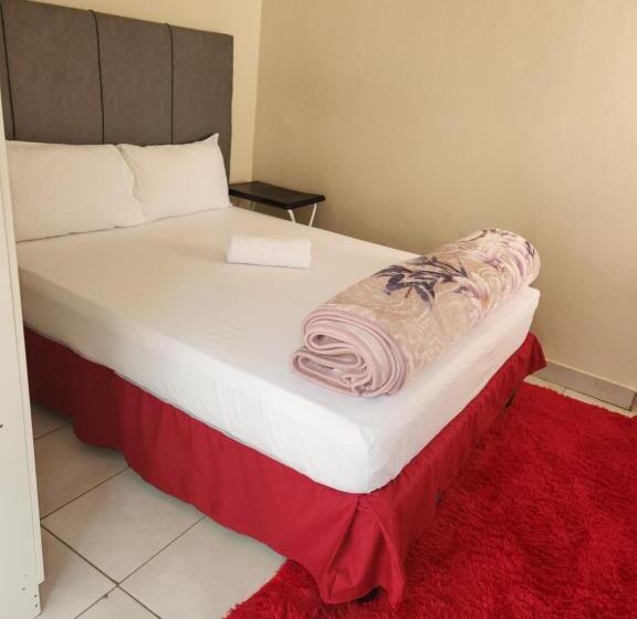 اتاق استاندارد, Hunters Nest Guest House Mafikeng