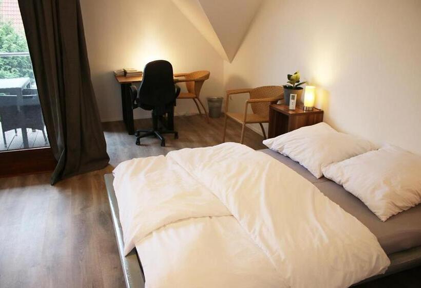 Номер Стандарт с Балконом, Messe  Und Gästezimmer Hildesheim