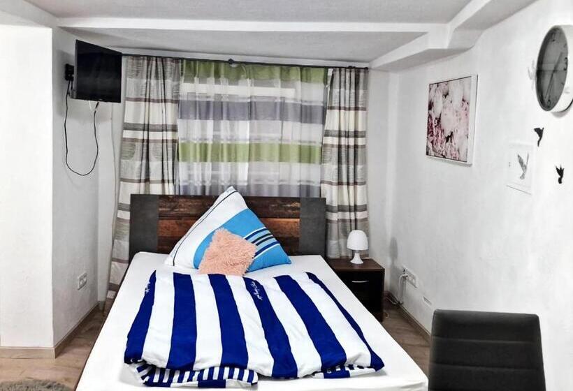 Номер Стандарт, Pension Giovanni