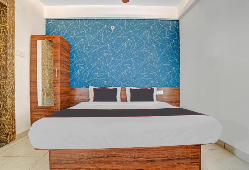 Трехместный Номер Классика, Collection O Hotel Blue Diamond