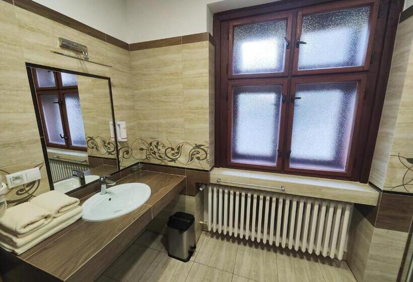 Апартаменты 1 Спальня, Smolenický Zámok