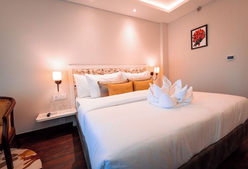 패밀리 스위트, Welcomheritage Santa Roza Kasauli