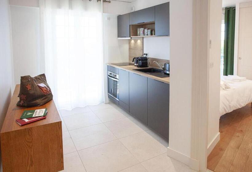 Апартаменты Deluxe 1 Спальня, Villa Aitama
