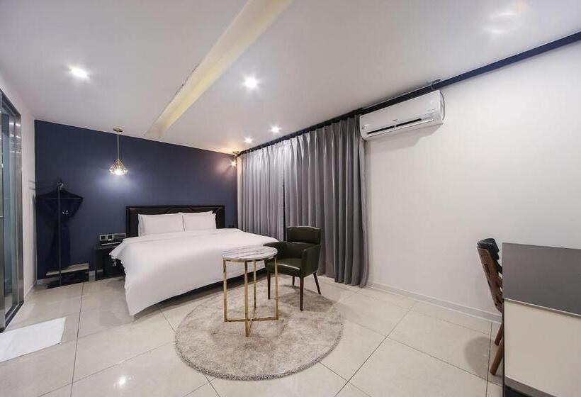Deluxe Room, 온나 호텔 대연동 부산 Daeyeon Onna Hotel Daeyeon Busan