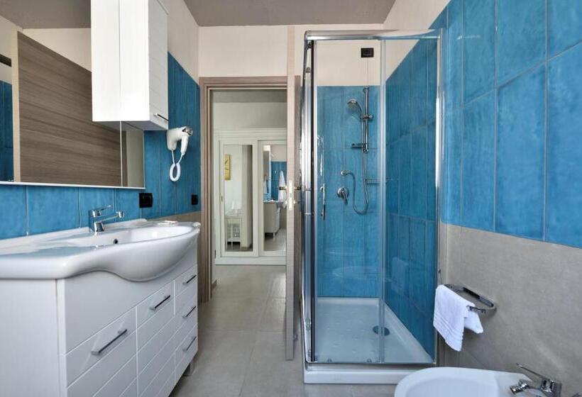 اتاق خانوادگی با چشم‌انداز باغ, Bellevue Sardinia Resort, Affiliated by Meliá