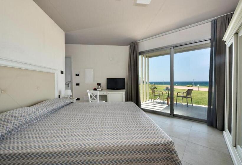 اتاق استاندارد با چشم‌انداز دریا, Bellevue Sardinia Resort, Affiliated by Meliá