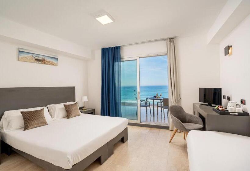 اتاق خانوادگی با چشم‌انداز دریا, Bellevue Sardinia Resort, Affiliated by Meliá