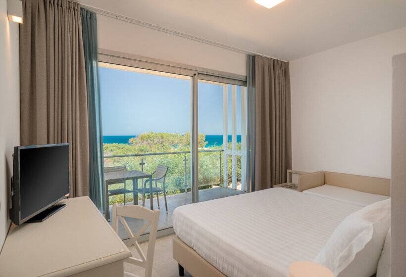 اتاق خانوادگی با چشم‌انداز دریا, Bellevue Sardinia Resort, Affiliated by Meliá