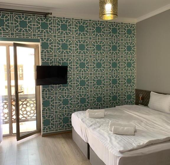 标准间带阳台, Khan Hotel Samarkand