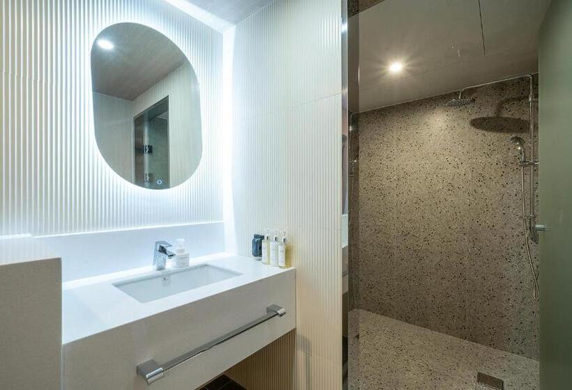 Premium room with terrace, Hound Hotel Gimhae Samgye