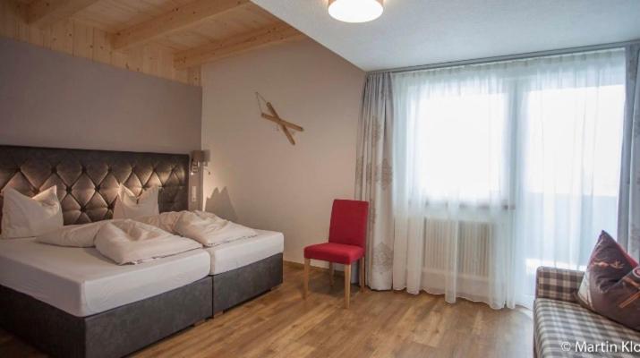 آپارتمان خانوادگی, Apart Hotel Arno