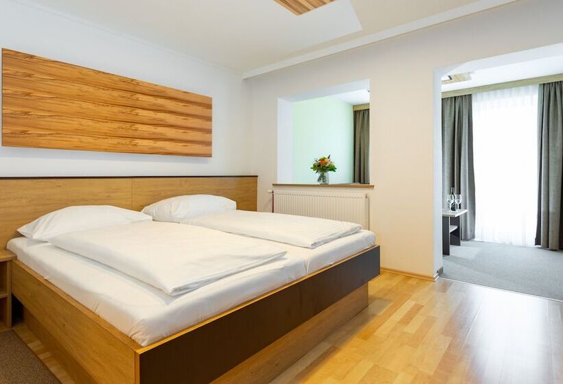 Номер Стандарт, Der Trattner   Hotel Trattnerhof & Hotel Schöcklblick