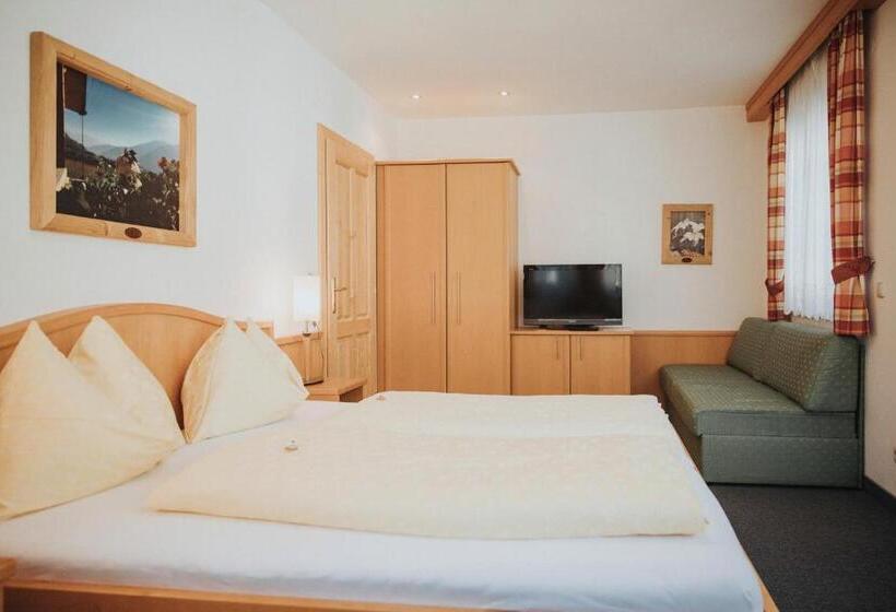 آپارتمان 2 خوابه با بالکن, Appartements Wieshof
