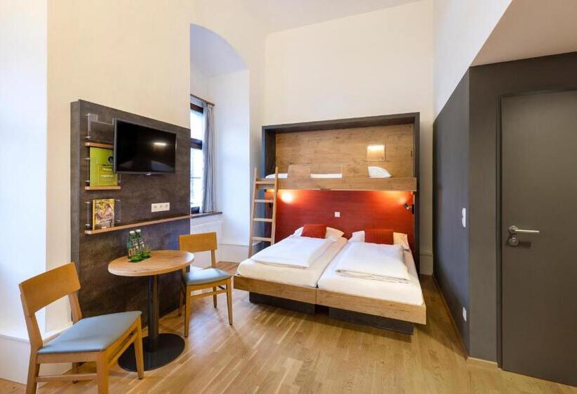 Четырехместный Номер Стандарт, Jufa Hotel Spital Am Pyhrn