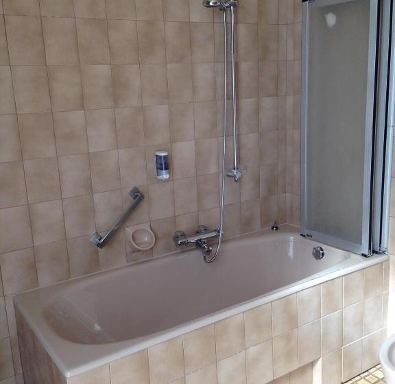 Вилла 1 Спальня, See Hotel Post Am Attersee