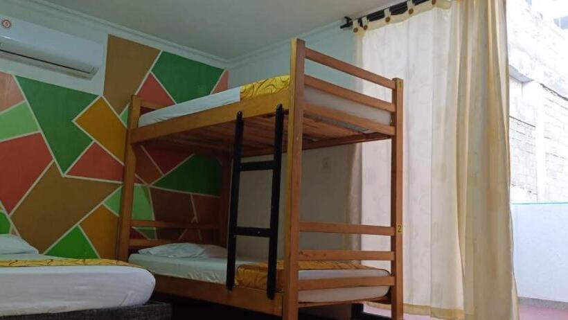 اتاق استاندارد چهارنفره با بالکن, Cabaña Salguero