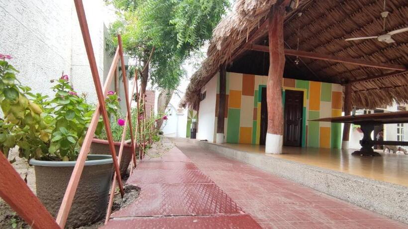 چادر با خدمات رفاهی استاندارد, Cabaña Salguero