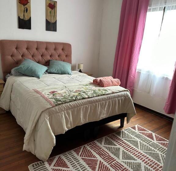 Quarto Estandar Banheiro Compartilhado, Hostal Gloria Quintamar