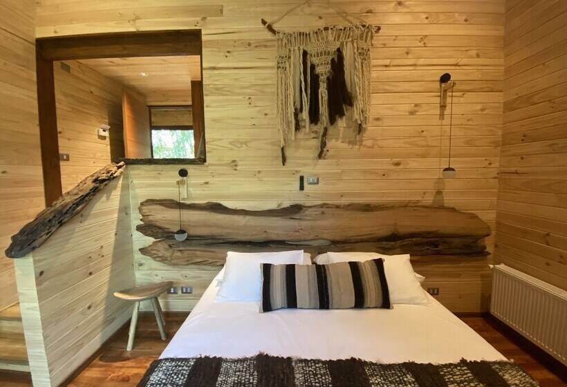 Полулюкс, Ni Newen Hotel & Lodge