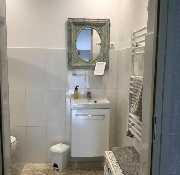 Номер Deluxe Кровать Кинг, Le Domaine